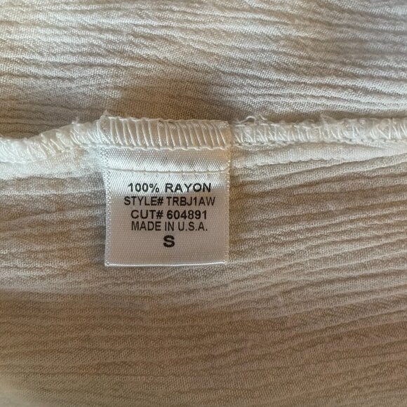 Green Dragon Women's White Embroidered  Short Sleeve Tunic Blouse, Size S - Picture 8 of 9